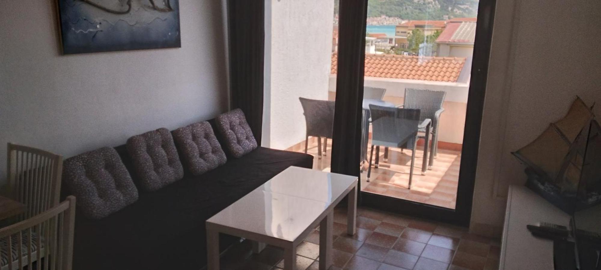 Apartmani Baska S Pogledom Na More Eksteriør billede